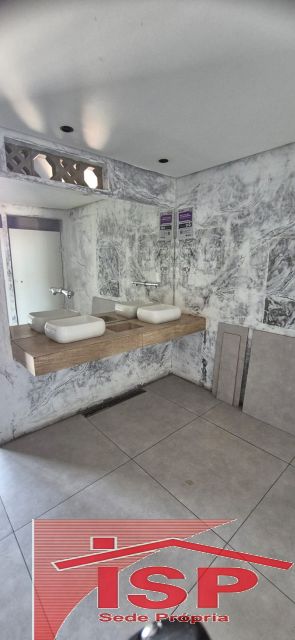 3e53b4be-60a0-4b42-845e-5e9ab52c5439-SANTAPAULA COMERCIAL Santo Antonio 1332 Salão Comercial Moderno com Pé Direito Alto e Fachada em Vidro no Bairro Santa Paula - SCS R$10.500,00