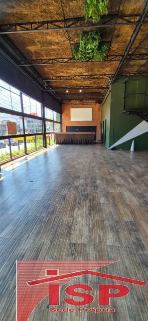 856d7884-043f-489c-96ef-783df534ffc9-SANTAPAULA COMERCIAL Santo Antonio 1336 Salão Comercial Moderno com Pé Direito Alto e Fachada em Vidro no Bairro Santa Paula - SCS R$10.500,00