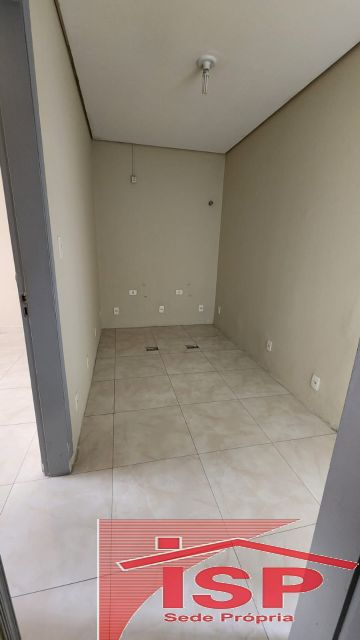 c264589e-a1cb-479b-b4f4-e090630fe725-SANTAPAULA COMERCIAL Santa Paula 955 SOBRELOJA COMERCIAL NO BAIRRO SANTA PAULA R$2.200,00
