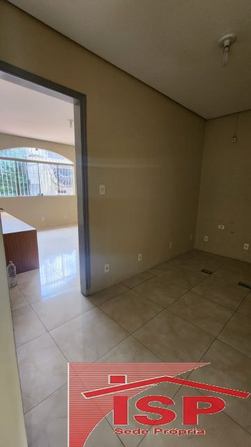 d1a8d7f8-069d-43e9-8399-e776691b5d06-SANTAPAULA COMERCIAL Santa Paula 956 SOBRELOJA COMERCIAL NO BAIRRO SANTA PAULA R$2.200,00