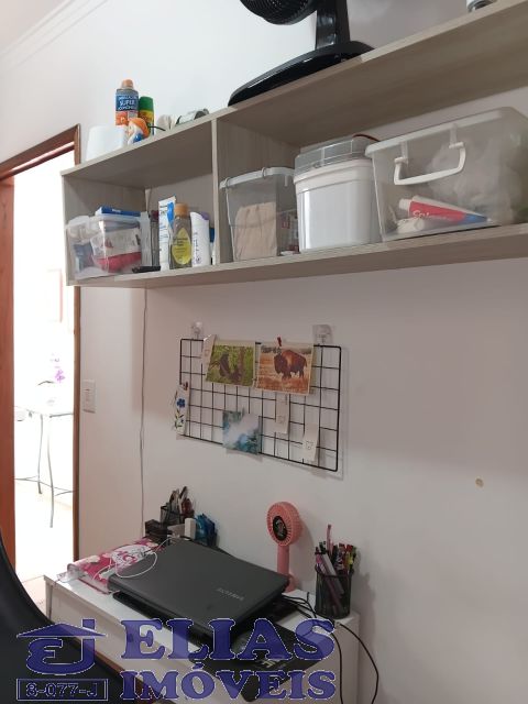 0e52e8a7-70ef-45c5-8e1b-13b577e4ffcc-ELIAS SOBRADO Chora Menino 10040 