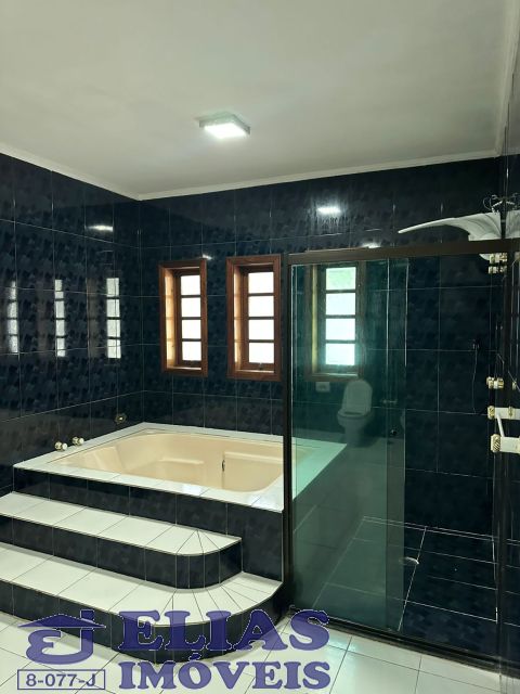 2b244aa6-905d-4b67-bf65-023a81f3728c-ELIAS SOBRADO Parque Palmas do Tremembe 8516 SOBRADO VENDA Parque Palmas do Tremembe,  302m² 