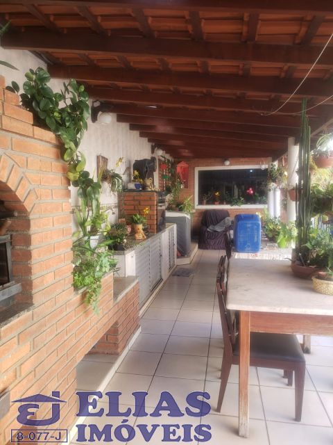 71ad8dee-8c2a-4e0f-ab89-34385734ea5d-ELIAS SOBRADO Vila Santa Terezinha Zona Norte 8252 