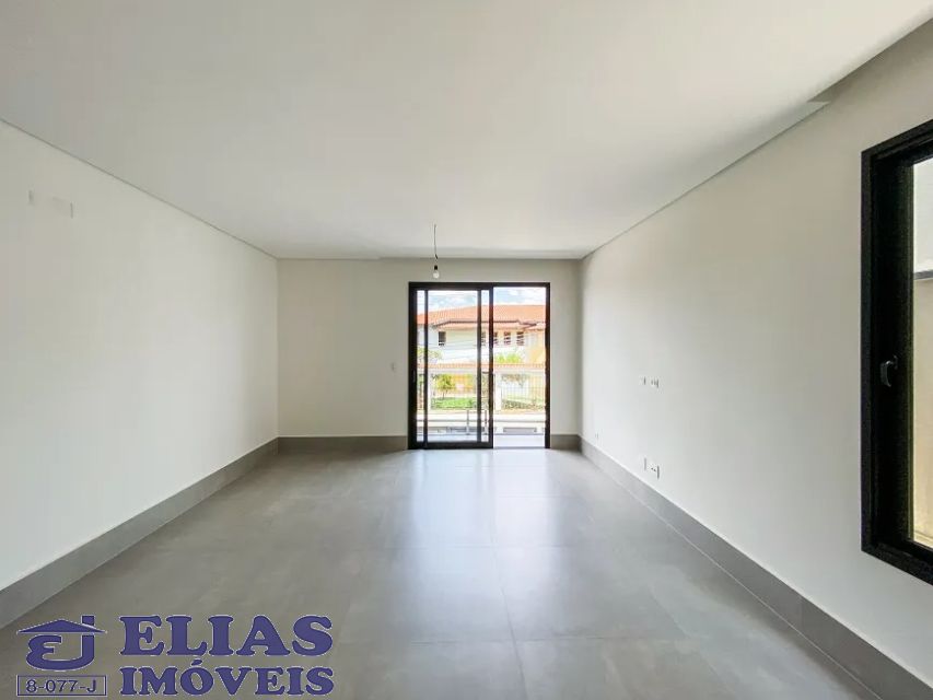 76feec32-bb8c-4e92-9e07-c662040830a9-ELIAS SOBRADO Jardim Guapira 4704 LUXO E SOFISTICAÇÃO EM SOBRADO COM 3 SUITES JD. GUAPIRA