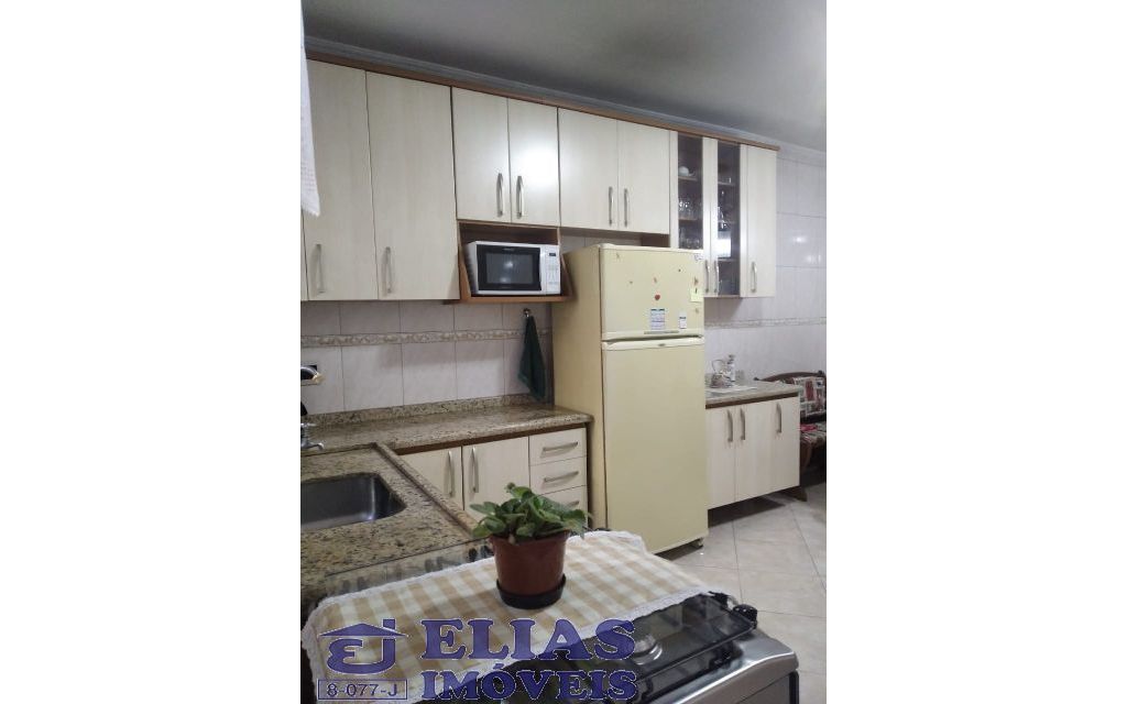 b20ae35b-5ddc-4a29-8138-44bea41cf289-ELIAS SOBRADO Vila Nivi 2806 Estuda troca para casa terrea na região ou imediações 