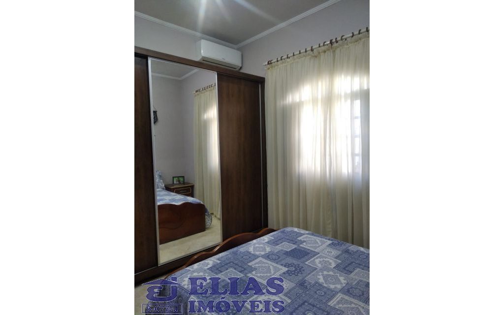 c92206c3-649c-49fd-b060-a2df386d7819-ELIAS SOBRADO Vila Nivi 2790 Estuda troca para casa terrea na região ou imediações 