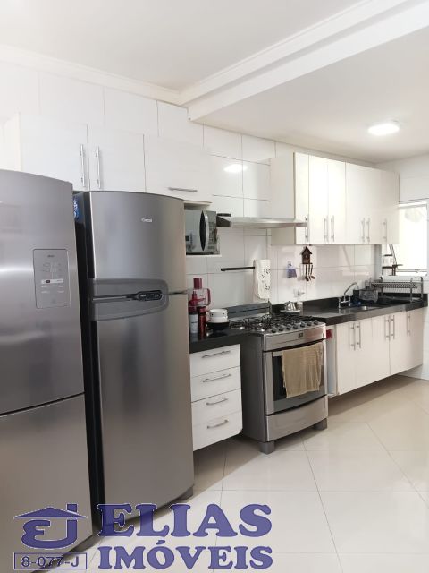 ef6a7746-f25c-4d46-b3fc-74088c7eecc2-ELIAS SOBRADO Chora Menino 10025 