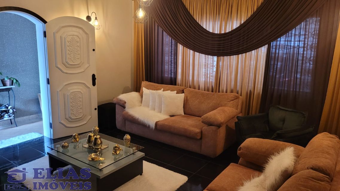 f16b6a43-9780-4dbc-929e-1d556dbcbd05-ELIAS SOBRADO Vila Constanca 9517 