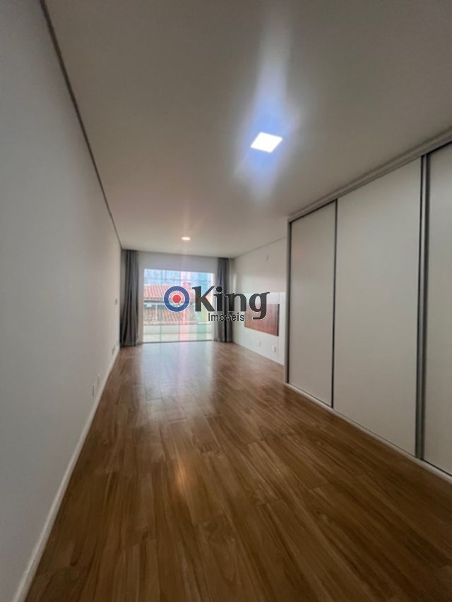 32706885-e99a-465f-a2ad-bbbea3767f04-KING IMOVEIS SOBRADO PENHA 70200