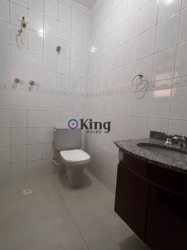 ceac1d44-dbae-4e5a-b4c3-0db30e44ff08-KING IMOVEIS SOBRADO PENHA 71450