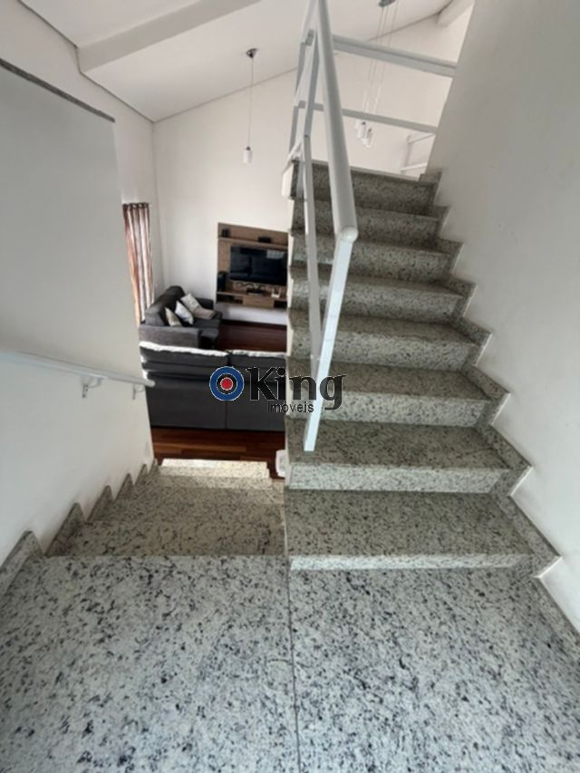 d26d8247-5b46-4061-9f00-602078dcc59b-KING IMOVEIS SOBRADO Jardim Helena 77253
