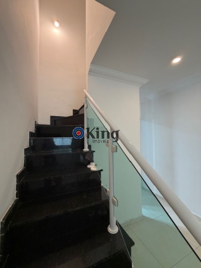 e17f173c-45bc-43fc-a8b2-9c0a20a35e4e-KING IMOVEIS SOBRADO CARRAO 73325