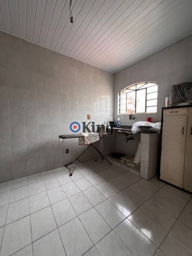 e6323a25-3ccb-459f-b469-873aef75035a-KING IMOVEIS SOBRADO VILA SALETE 70633