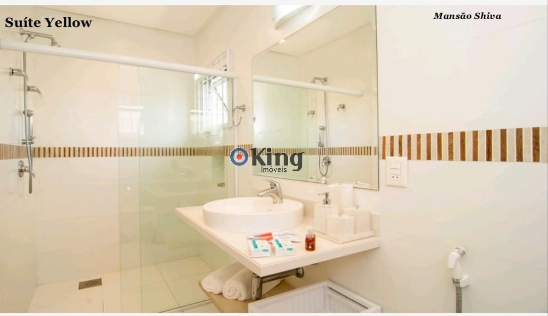 f2675940-1074-4e46-9250-a3acb1681c6c-KING IMOVEIS SOBRADO Jurere Internacional 74021