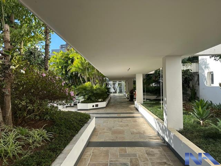 2998b1e4-a454-42ff-aca3-7d99aa5c2a07-IMOBILIARIA NEWTON ALVAREZ APARTAMENTO VILA CLEMENTINO 122456 APARTAMENTO AMPLO PRÓXIMO A 23 DE MAIO E GRANDES HOSPITAIS, FACULDADES, COLÉGIOS, 3 DORMITÓRIOS  COM 2 SUITES, 3 VAGAS, VISTA LIVRE, PRÉDIO COM PORTARIA 24 HORAS LAZER, PRONTO PARA USO. 
Fundada em 1969, nossa empresa é referência na compra e venda de imóveis no eixo metrô Paraíso-Jabaquara, atendendo bairros estratégicos de São Paulo. Com expertise de décadas, oferecemos soluções personalizadas e ágeis, unindo segurança e rentabilidade. Especialistas em negociações transparentes, proporcionamos as melhores oportunidades para clientes e investidores no mercado imobiliário.