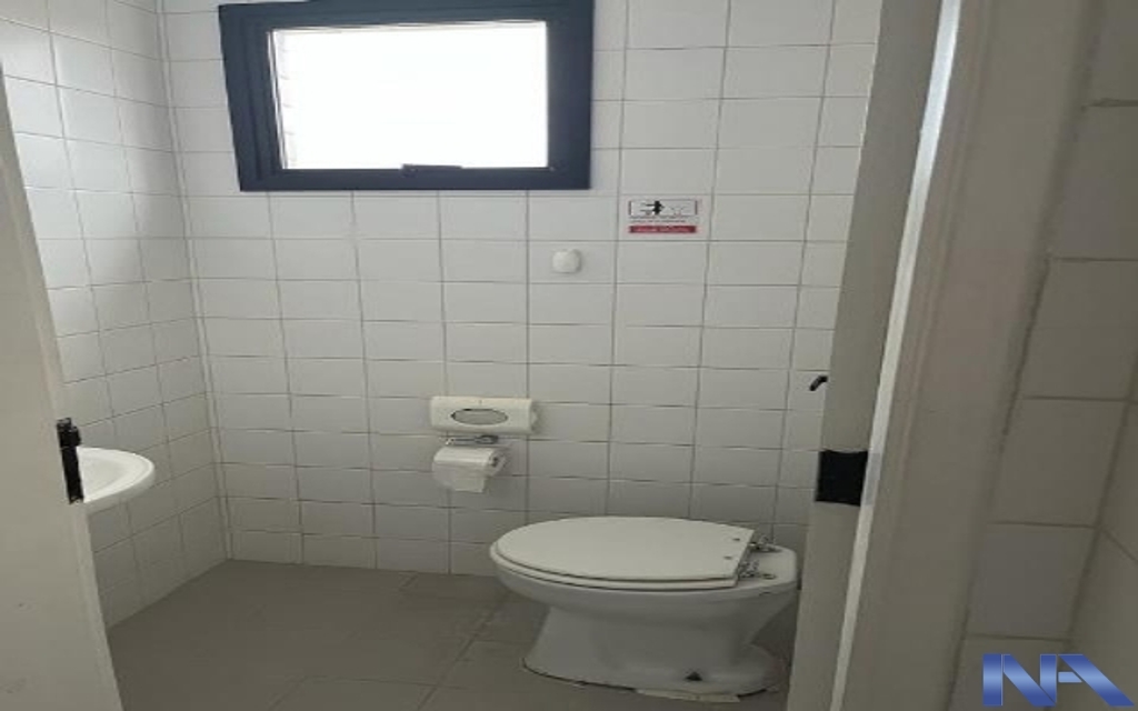 2b52679d-62bf-4fd0-9fdd-9948869cdb60-IMOBILIARIA NEWTON ALVAREZ CONJCOML VILA MARIANA 97881 CONJUNTO COMERCIAL, 01 BANHEIROS, COPA, PRÓXIMO DO METRO E SHOPPING SANTA CRUZ, FÁCIL ACESSO A PAULISTA, IMIGRANTES, PRÉDIO COM RECEPÇÃO, SALA DE REUNIÃO, TODO EM PISO FRIO. REGIÃO COM MUITO COMERCIO. 