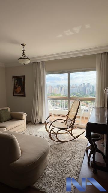 6b06d682-787e-4154-8169-3f70327daf3b-IMOBILIARIA NEWTON ALVAREZ APARTAMENTO VILA CLEMENTINO 122434 APARTAMENTO AMPLO PRÓXIMO A 23 DE MAIO E GRANDES HOSPITAIS, FACULDADES, COLÉGIOS, 3 DORMITÓRIOS  COM 2 SUITES, 3 VAGAS, VISTA LIVRE, PRÉDIO COM PORTARIA 24 HORAS LAZER, PRONTO PARA USO. 
Fundada em 1969, nossa empresa é referência na compra e venda de imóveis no eixo metrô Paraíso-Jabaquara, atendendo bairros estratégicos de São Paulo. Com expertise de décadas, oferecemos soluções personalizadas e ágeis, unindo segurança e rentabilidade. Especialistas em negociações transparentes, proporcionamos as melhores oportunidades para clientes e investidores no mercado imobiliário.