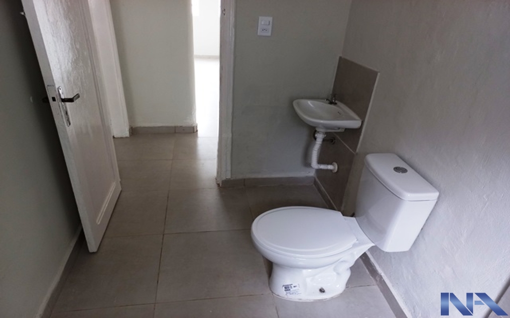 7a1da609-67b0-4d89-bf4b-f44c78f40e74-IMOBILIARIA NEWTON ALVAREZ SOBRADO BOSQUE DA SAUDE 74143 SOBRADO RESIDENCIAL 80m²  com 1 Sala, 2 Dormitórios, 1 Banheiro na parte inferior, Cozinha, Dormitório Empregada, Entrada Lateral, Quintal, sem garagem .

Fundada em 1969, nossa empresa é referência na compra e venda de imóveis no eixo metrô Paraíso-Jabaquara, atendendo bairros estratégicos de São Paulo. Com expertise de décadas, oferecemos soluções personalizadas e ágeis, unindo segurança e rentabilidade. Especialistas em negociações transparentes, proporcionamos as melhores oportunidades para clientes e investidores no mercado imobiliário.
