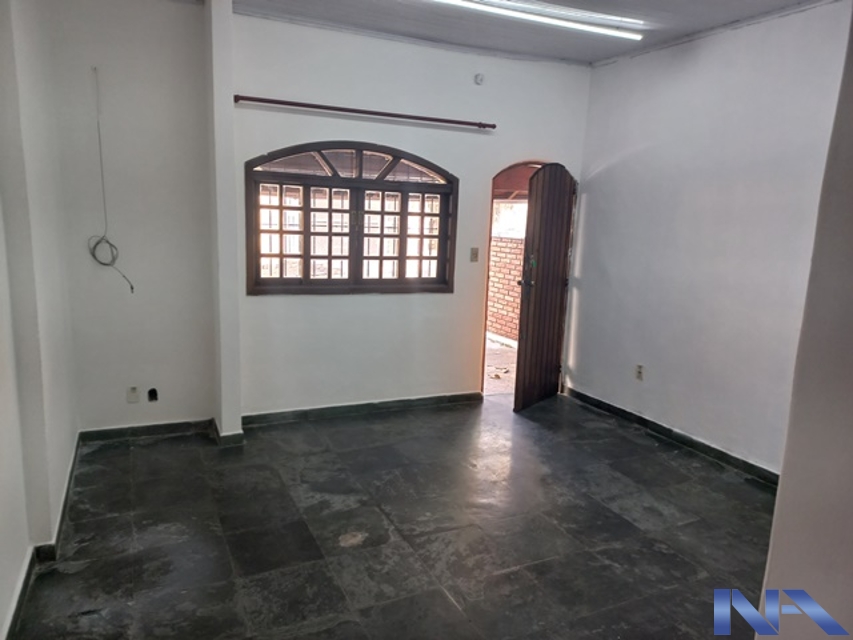 7f55c1ef-3995-4dc5-9c12-56b0a5176b98-IMOBILIARIA NEWTON ALVAREZ CASA VILA CLEMENTINO 105997 CASA PARA COMERCIO, COM 04 SALAS, COPA, 02 VAGAS, PRÓXIMO AV ONZE DE JUNHO, REGIÃO COM ESCOLAS, FEIRAS, MUITOS PRÉDIOS AO REDOR, FÁCIL ACESSO A 23 DE MAIO E METRO, HOSPITAL SÃO PAULO E UNIFESP. 