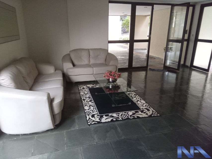 84aa049c-bf6c-4cc9-ad04-68be503eebbc-IMOBILIARIA NEWTON ALVAREZ APARTAMENTO VILA MARIANA 123978 SEMI MOBILIADO - GARAGEM  QUE CABEM 2 CARROS - LINDO APARTAMENTO - ENTRAR E MORAR. 
Fundada em 1969, nossa empresa é referência na compra e venda de imóveis no eixo metrô Paraíso-Jabaquara, atendendo bairros estratégicos de São Paulo. Com expertise de décadas, oferecemos soluções personalizadas e ágeis, unindo segurança e rentabilidade. Especialistas em negociações transparentes, proporcionamos as melhores oportunidades para clientes e investidores no mercado imobiliário.