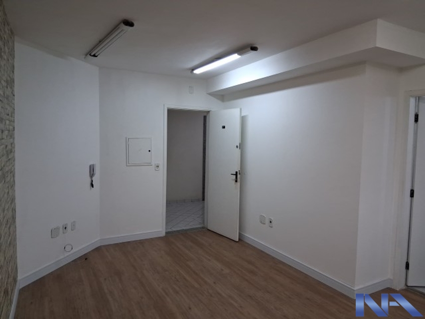 acfed887-4724-499d-b420-5eba5bad9a3a-IMOBILIARIA NEWTON ALVAREZ CONJCOML VILA MARIANA 124981 CONJ.COML. COMERCIAL 30m²  com 1 Salas, 2 Vagas, 1 Banheiros, Porteiro, Elevador Social, 11 Andares, 5 Quantidade por Andar. 
