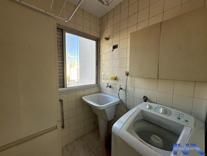 e2c2d69f-b897-4f14-b307-ca847aec9e69-IMOBILIARIA NEWTON ALVAREZ APARTAMENTO VILA CLEMENTINO 122443 APARTAMENTO AMPLO PRÓXIMO A 23 DE MAIO E GRANDES HOSPITAIS, FACULDADES, COLÉGIOS, 3 DORMITÓRIOS  COM 2 SUITES, 3 VAGAS, VISTA LIVRE, PRÉDIO COM PORTARIA 24 HORAS LAZER, PRONTO PARA USO. 
Fundada em 1969, nossa empresa é referência na compra e venda de imóveis no eixo metrô Paraíso-Jabaquara, atendendo bairros estratégicos de São Paulo. Com expertise de décadas, oferecemos soluções personalizadas e ágeis, unindo segurança e rentabilidade. Especialistas em negociações transparentes, proporcionamos as melhores oportunidades para clientes e investidores no mercado imobiliário.