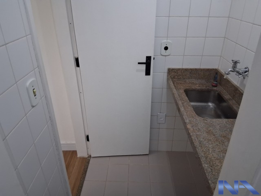 f1573715-d685-4c83-8ad3-4de7a1781406-IMOBILIARIA NEWTON ALVAREZ CONJCOML VILA MARIANA 124987 CONJ.COML. COMERCIAL 30m²  com 1 Salas, 2 Vagas, 1 Banheiros, Porteiro, Elevador Social, 11 Andares, 5 Quantidade por Andar. 