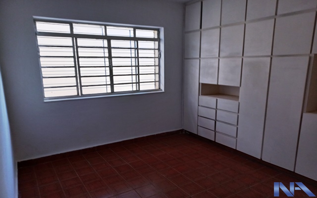 f54513c9-8182-48b3-9cc7-56d18fff6285-IMOBILIARIA NEWTON ALVAREZ SOBRADO MIRANDOPOLIS 90571 SOBRADO AMPLO PARA USO COMERCIAL. ÓTIMA LOCALIZAÇÃO, JUNTO AO METRÔ PRAÇA DA ARVORE, SALAS AMPLAS, ÓTIMO PARA ESCRITÓRIO, ENTRADA LATERAL, QUINTAL, EDICULA