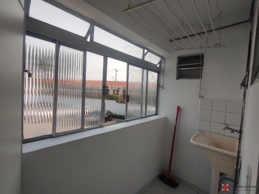 18a6dcf9-83fb-47f5-a457-87976b26e751-PRUMO IMOVEIS APARTAMENTO Agua Rasa 36242 APTO CONSERVADO COM 56 MTS, COM 02 DORMITÓRIOS, SALA AMPLIADA P/ DOIS AMBIENTES, COZINHA PLANEJADA, ÁREA DE SERVIÇO C/ ARMÁRIOS, BANHEIRO SOCIAL, VAGA P/ 01 AUTO. ACABAMENTO EM PISO CERÂMICO, JANELAS EM ALUMINÍO BRILHANTE, PORTAS EM MADEIRA, BOX DE VIDRO.

ACEITA FINANCIAMENTO BANCÁRIO. DOC REGULAR. 

CONDOMINÍO E INFRA-ESTRUTURA COMPLETA (PISCINAS, PLAYGROUND, BICICLETÁRIO, QUADRA-POLIESPORTIVA, ACADÊMIA, MERCADO 24 HRS, PORTARIA, ELEVADOR DE SERVIÇO E SOCIAL). PRÉDIO C/ GERADOR E POÇO ARTESIANO. 

LOCALIZAÇÃO DIFERENCIADA, PRÓXIMO DA FUTURA ESTAÇÃO SANTA CLARA DO METRÔ, SITUADO AO REDOR DA AV. SAPOPEMBA (ALTURA DO Nº 1101), AV. REGENTE FEIJÓ, À 04 QUADRAS DA AV. SALIM FARAH MALUF.

RICO EM COMÉRCIO - PADARIA, FARMÁCIA, POSTO DE COMBUSTIVÉL, HOSPITAL, SUPERMERCADO, ETC...

FARTA CONDUÇÃO - Á 02 QUADRAS DO PONTO DE ÔNIBUS - ACESSIVÉL VÁRIAS LINHAS DE ÔNIBUS E LOTAÇÃO. 