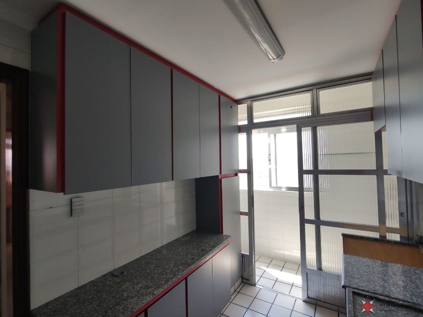 1b0baba4-cc8e-4815-9e6a-8a5179948f5d-PRUMO IMOVEIS APARTAMENTO Vila Diva 37156 APTO CONSERVADO, COM 02 DORMITÓRIOS, SALA AMPLIADA, COZINHA PLANEJADA, BANHEIRO SOCIAL, ÁREA DE SERVIÇO, 01 VAGA P/ 01 AUTO. ACABAMENTO EM PISO CERÂMICO, PINTURA NOVA, GUARDA-ROUPA EMBUTIDO.

LOCALIZAÇÃO PRIVILEGIADA,  À 01 QUADRA DA AV. SAPOPEMBA, AO REDOR DA AV. VEREADOR ABEL FERREIRA, AV. RENATA, ETC...

FARTO COMÉRCIO - PRÓXIMO DO FÓRUM REGIONAL IX DA VILA PRUDENTE, CASAS BAHIA, BANCO DA CAIXA, SANTANDER, BRASIL, SUPERMERCADO EXTRA, AÇOUGUE BUENAS CARNES, DROGRARIA SÃO PAULO.

PREFERÊNCIA: CASAL C/ 01 FILHO, PET DE PEQUENO PORTE.

GARANTIA: SEGURO FIANÇA OU FIADOR. 



