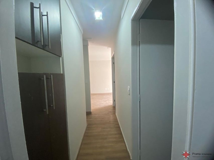 37328a11-aaef-4cf1-94b1-f9fe2ceb62ca-PRUMO IMOVEIS APARTAMENTO Tatuape 34829 APTO COM 57 M², COM 03 DORMITÓRIOS SENDO 01 SUÍTE, SALA AMPLIADA, SACADA, COZINHA PLANEJADA, BANHEIROS, ÁREA DE SERVIÇO, VAGA P/ 01 AUTO. 

ACABAMENTO EM PISO LAMINADO, COZINHA E BANHEIROS AZULEJADOS, TETO REBAIXO EM GESSO LISO.

LOCALIZAÇÃO DIFERENCIADA À 01 QUADRA DA AV. CELSO GARCIA, PRÓXIMO AO HOSPITAL MUNICIPAL DO TATUAPÉ, BIBLIOTECA PÚBLICA CASSIANO RICARDO, FORÚM DO TATUAPÉ, FACÍL ACESSO AV. RADIAL LESTE, AV. SALIM FARAH MALUF E PRAÇA SILVIO ROMERO. 

FARTO COMÉRCIO LOCAL COMPOSTO DE PADARIAS, FARMÁCIAS, SUPERMERCADOS, POSTOS DE GASOLINA, AÇOUGUES, BARES, RESTAURANTES, MAGAZINES E ETC... RICO EM TRANSPORTE PÚBLICO.
