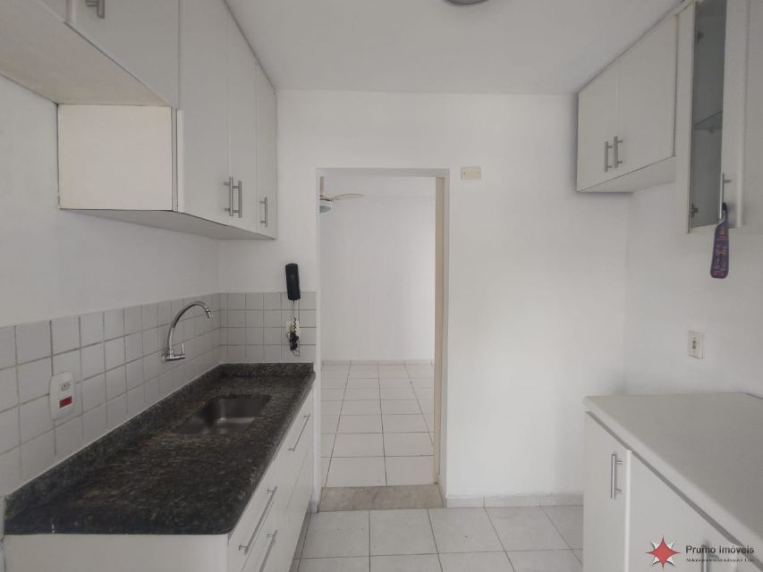 39396864-9ed0-4647-b5da-702fa2655ed0-PRUMO IMOVEIS APARTAMENTO Agua Rasa 36261 APTO CONSERVADO COM 56 MTS, COM 02 DORMITÓRIOS, SALA AMPLIADA P/ DOIS AMBIENTES, COZINHA PLANEJADA, ÁREA DE SERVIÇO C/ ARMÁRIOS, BANHEIRO SOCIAL, VAGA P/ 01 AUTO. ACABAMENTO EM PISO CERÂMICO, JANELAS EM ALUMINÍO BRILHANTE, PORTAS EM MADEIRA, BOX DE VIDRO.

ACEITA FINANCIAMENTO BANCÁRIO. DOC REGULAR. 

CONDOMINÍO E INFRA-ESTRUTURA COMPLETA (PISCINAS, PLAYGROUND, BICICLETÁRIO, QUADRA-POLIESPORTIVA, ACADÊMIA, MERCADO 24 HRS, PORTARIA, ELEVADOR DE SERVIÇO E SOCIAL). PRÉDIO C/ GERADOR E POÇO ARTESIANO. 

LOCALIZAÇÃO DIFERENCIADA, PRÓXIMO DA FUTURA ESTAÇÃO SANTA CLARA DO METRÔ, SITUADO AO REDOR DA AV. SAPOPEMBA (ALTURA DO Nº 1101), AV. REGENTE FEIJÓ, À 04 QUADRAS DA AV. SALIM FARAH MALUF.

RICO EM COMÉRCIO - PADARIA, FARMÁCIA, POSTO DE COMBUSTIVÉL, HOSPITAL, SUPERMERCADO, ETC...

FARTA CONDUÇÃO - Á 02 QUADRAS DO PONTO DE ÔNIBUS - ACESSIVÉL VÁRIAS LINHAS DE ÔNIBUS E LOTAÇÃO. 