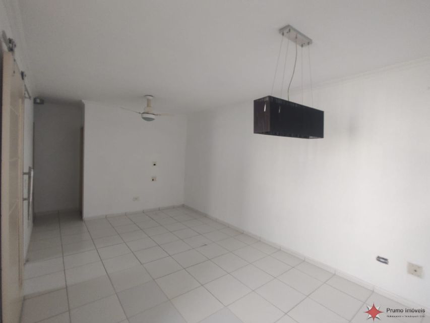 458bb742-cd9e-48a4-b7eb-7e444974a2f6-PRUMO IMOVEIS APARTAMENTO Agua Rasa 36222 APTO CONSERVADO COM 56 MTS, COM 02 DORMITÓRIOS, SALA AMPLIADA P/ DOIS AMBIENTES, COZINHA PLANEJADA, ÁREA DE SERVIÇO C/ ARMÁRIOS, BANHEIRO SOCIAL, VAGA P/ 01 AUTO. ACABAMENTO EM PISO CERÂMICO, JANELAS EM ALUMINÍO BRILHANTE, PORTAS EM MADEIRA, BOX DE VIDRO.

ACEITA FINANCIAMENTO BANCÁRIO. DOC REGULAR. 

CONDOMINÍO E INFRA-ESTRUTURA COMPLETA (PISCINAS, PLAYGROUND, BICICLETÁRIO, QUADRA-POLIESPORTIVA, ACADÊMIA, MERCADO 24 HRS, PORTARIA, ELEVADOR DE SERVIÇO E SOCIAL). PRÉDIO C/ GERADOR E POÇO ARTESIANO. 

LOCALIZAÇÃO DIFERENCIADA, PRÓXIMO DA FUTURA ESTAÇÃO SANTA CLARA DO METRÔ, SITUADO AO REDOR DA AV. SAPOPEMBA (ALTURA DO Nº 1101), AV. REGENTE FEIJÓ, À 04 QUADRAS DA AV. SALIM FARAH MALUF.

RICO EM COMÉRCIO - PADARIA, FARMÁCIA, POSTO DE COMBUSTIVÉL, HOSPITAL, SUPERMERCADO, ETC...

FARTA CONDUÇÃO - Á 02 QUADRAS DO PONTO DE ÔNIBUS - ACESSIVÉL VÁRIAS LINHAS DE ÔNIBUS E LOTAÇÃO. 