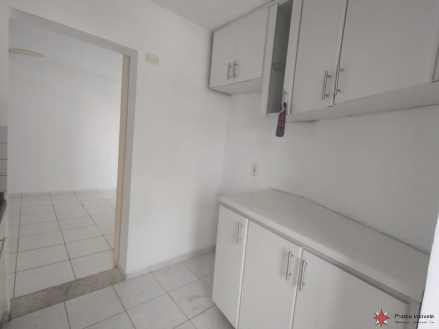 6243c458-b43d-471e-9754-e93bd1db6acf-PRUMO IMOVEIS APARTAMENTO Agua Rasa 36255 APTO CONSERVADO COM 56 MTS, COM 02 DORMITÓRIOS, SALA AMPLIADA P/ DOIS AMBIENTES, COZINHA PLANEJADA, ÁREA DE SERVIÇO C/ ARMÁRIOS, BANHEIRO SOCIAL, VAGA P/ 01 AUTO. ACABAMENTO EM PISO CERÂMICO, JANELAS EM ALUMINÍO BRILHANTE, PORTAS EM MADEIRA, BOX DE VIDRO.

ACEITA FINANCIAMENTO BANCÁRIO. DOC REGULAR. 

CONDOMINÍO E INFRA-ESTRUTURA COMPLETA (PISCINAS, PLAYGROUND, BICICLETÁRIO, QUADRA-POLIESPORTIVA, ACADÊMIA, MERCADO 24 HRS, PORTARIA, ELEVADOR DE SERVIÇO E SOCIAL). PRÉDIO C/ GERADOR E POÇO ARTESIANO. 

LOCALIZAÇÃO DIFERENCIADA, PRÓXIMO DA FUTURA ESTAÇÃO SANTA CLARA DO METRÔ, SITUADO AO REDOR DA AV. SAPOPEMBA (ALTURA DO Nº 1101), AV. REGENTE FEIJÓ, À 04 QUADRAS DA AV. SALIM FARAH MALUF.

RICO EM COMÉRCIO - PADARIA, FARMÁCIA, POSTO DE COMBUSTIVÉL, HOSPITAL, SUPERMERCADO, ETC...

FARTA CONDUÇÃO - Á 02 QUADRAS DO PONTO DE ÔNIBUS - ACESSIVÉL VÁRIAS LINHAS DE ÔNIBUS E LOTAÇÃO. 