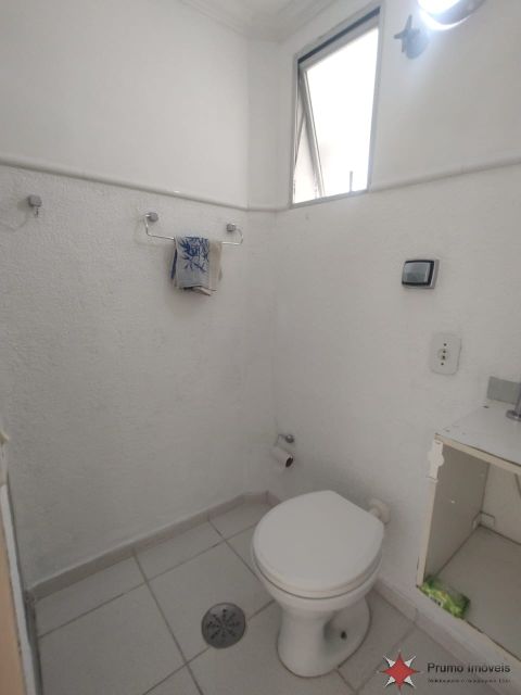 745a5a25-abe9-43e1-92cd-029d5599c8a2-PRUMO IMOVEIS APARTAMENTO Agua Rasa 36227 APTO CONSERVADO COM 56 MTS, COM 02 DORMITÓRIOS, SALA AMPLIADA P/ DOIS AMBIENTES, COZINHA PLANEJADA, ÁREA DE SERVIÇO C/ ARMÁRIOS, BANHEIRO SOCIAL, VAGA P/ 01 AUTO. ACABAMENTO EM PISO CERÂMICO, JANELAS EM ALUMINÍO BRILHANTE, PORTAS EM MADEIRA, BOX DE VIDRO.

ACEITA FINANCIAMENTO BANCÁRIO. DOC REGULAR. 

CONDOMINÍO E INFRA-ESTRUTURA COMPLETA (PISCINAS, PLAYGROUND, BICICLETÁRIO, QUADRA-POLIESPORTIVA, ACADÊMIA, MERCADO 24 HRS, PORTARIA, ELEVADOR DE SERVIÇO E SOCIAL). PRÉDIO C/ GERADOR E POÇO ARTESIANO. 

LOCALIZAÇÃO DIFERENCIADA, PRÓXIMO DA FUTURA ESTAÇÃO SANTA CLARA DO METRÔ, SITUADO AO REDOR DA AV. SAPOPEMBA (ALTURA DO Nº 1101), AV. REGENTE FEIJÓ, À 04 QUADRAS DA AV. SALIM FARAH MALUF.

RICO EM COMÉRCIO - PADARIA, FARMÁCIA, POSTO DE COMBUSTIVÉL, HOSPITAL, SUPERMERCADO, ETC...

FARTA CONDUÇÃO - Á 02 QUADRAS DO PONTO DE ÔNIBUS - ACESSIVÉL VÁRIAS LINHAS DE ÔNIBUS E LOTAÇÃO. 