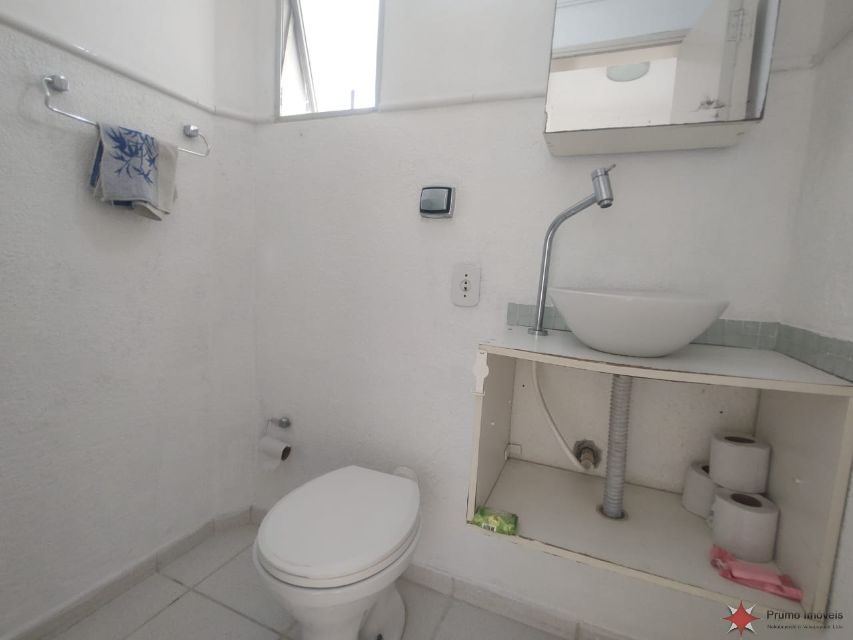 7d3fb804-32a3-4765-8482-5532a1671dee-PRUMO IMOVEIS APARTAMENTO Agua Rasa 36235 APTO CONSERVADO COM 56 MTS, COM 02 DORMITÓRIOS, SALA AMPLIADA P/ DOIS AMBIENTES, COZINHA PLANEJADA, ÁREA DE SERVIÇO C/ ARMÁRIOS, BANHEIRO SOCIAL, VAGA P/ 01 AUTO. ACABAMENTO EM PISO CERÂMICO, JANELAS EM ALUMINÍO BRILHANTE, PORTAS EM MADEIRA, BOX DE VIDRO.

ACEITA FINANCIAMENTO BANCÁRIO. DOC REGULAR. 

CONDOMINÍO E INFRA-ESTRUTURA COMPLETA (PISCINAS, PLAYGROUND, BICICLETÁRIO, QUADRA-POLIESPORTIVA, ACADÊMIA, MERCADO 24 HRS, PORTARIA, ELEVADOR DE SERVIÇO E SOCIAL). PRÉDIO C/ GERADOR E POÇO ARTESIANO. 

LOCALIZAÇÃO DIFERENCIADA, PRÓXIMO DA FUTURA ESTAÇÃO SANTA CLARA DO METRÔ, SITUADO AO REDOR DA AV. SAPOPEMBA (ALTURA DO Nº 1101), AV. REGENTE FEIJÓ, À 04 QUADRAS DA AV. SALIM FARAH MALUF.

RICO EM COMÉRCIO - PADARIA, FARMÁCIA, POSTO DE COMBUSTIVÉL, HOSPITAL, SUPERMERCADO, ETC...

FARTA CONDUÇÃO - Á 02 QUADRAS DO PONTO DE ÔNIBUS - ACESSIVÉL VÁRIAS LINHAS DE ÔNIBUS E LOTAÇÃO. 