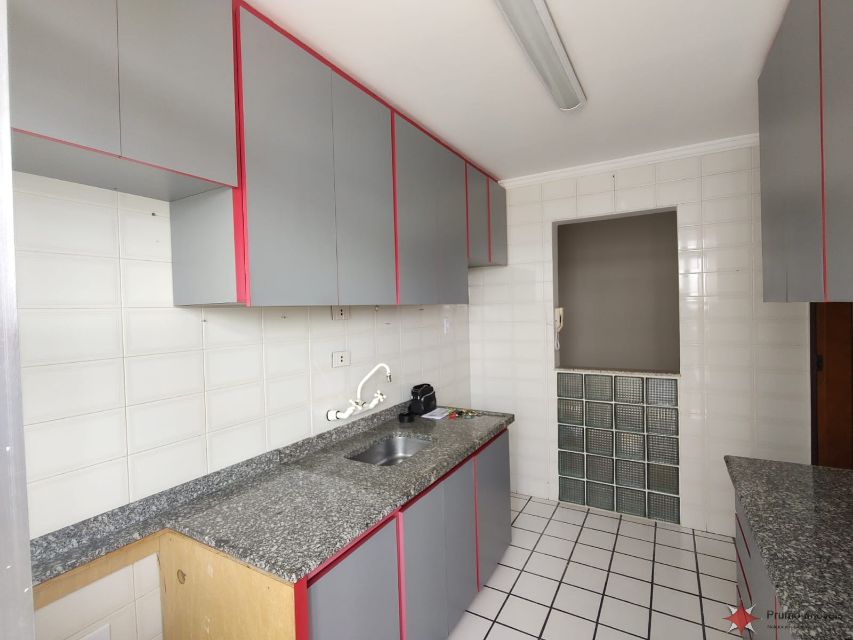 8e2a72cc-9a7b-468c-aa81-dd1af416ec58-PRUMO IMOVEIS APARTAMENTO Vila Diva 37159 APTO CONSERVADO, COM 02 DORMITÓRIOS, SALA AMPLIADA, COZINHA PLANEJADA, BANHEIRO SOCIAL, ÁREA DE SERVIÇO, 01 VAGA P/ 01 AUTO. ACABAMENTO EM PISO CERÂMICO, PINTURA NOVA, GUARDA-ROUPA EMBUTIDO.

LOCALIZAÇÃO PRIVILEGIADA,  À 01 QUADRA DA AV. SAPOPEMBA, AO REDOR DA AV. VEREADOR ABEL FERREIRA, AV. RENATA, ETC...

FARTO COMÉRCIO - PRÓXIMO DO FÓRUM REGIONAL IX DA VILA PRUDENTE, CASAS BAHIA, BANCO DA CAIXA, SANTANDER, BRASIL, SUPERMERCADO EXTRA, AÇOUGUE BUENAS CARNES, DROGRARIA SÃO PAULO.

PREFERÊNCIA: CASAL C/ 01 FILHO, PET DE PEQUENO PORTE.

GARANTIA: SEGURO FIANÇA OU FIADOR. 



