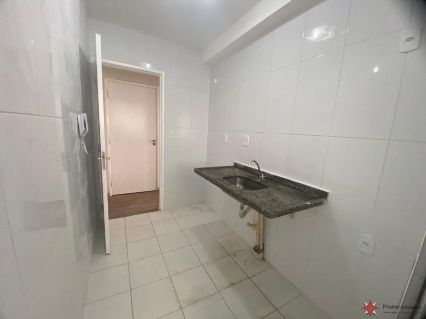 c11bd320-216d-4864-ad09-40600aa5d994-PRUMO IMOVEIS APARTAMENTO Tatuape 34820 APTO COM 57 M², COM 03 DORMITÓRIOS SENDO 01 SUÍTE, SALA AMPLIADA, SACADA, COZINHA PLANEJADA, BANHEIROS, ÁREA DE SERVIÇO, VAGA P/ 01 AUTO. 

ACABAMENTO EM PISO LAMINADO, COZINHA E BANHEIROS AZULEJADOS, TETO REBAIXO EM GESSO LISO.

LOCALIZAÇÃO DIFERENCIADA À 01 QUADRA DA AV. CELSO GARCIA, PRÓXIMO AO HOSPITAL MUNICIPAL DO TATUAPÉ, BIBLIOTECA PÚBLICA CASSIANO RICARDO, FORÚM DO TATUAPÉ, FACÍL ACESSO AV. RADIAL LESTE, AV. SALIM FARAH MALUF E PRAÇA SILVIO ROMERO. 

FARTO COMÉRCIO LOCAL COMPOSTO DE PADARIAS, FARMÁCIAS, SUPERMERCADOS, POSTOS DE GASOLINA, AÇOUGUES, BARES, RESTAURANTES, MAGAZINES E ETC... RICO EM TRANSPORTE PÚBLICO.
