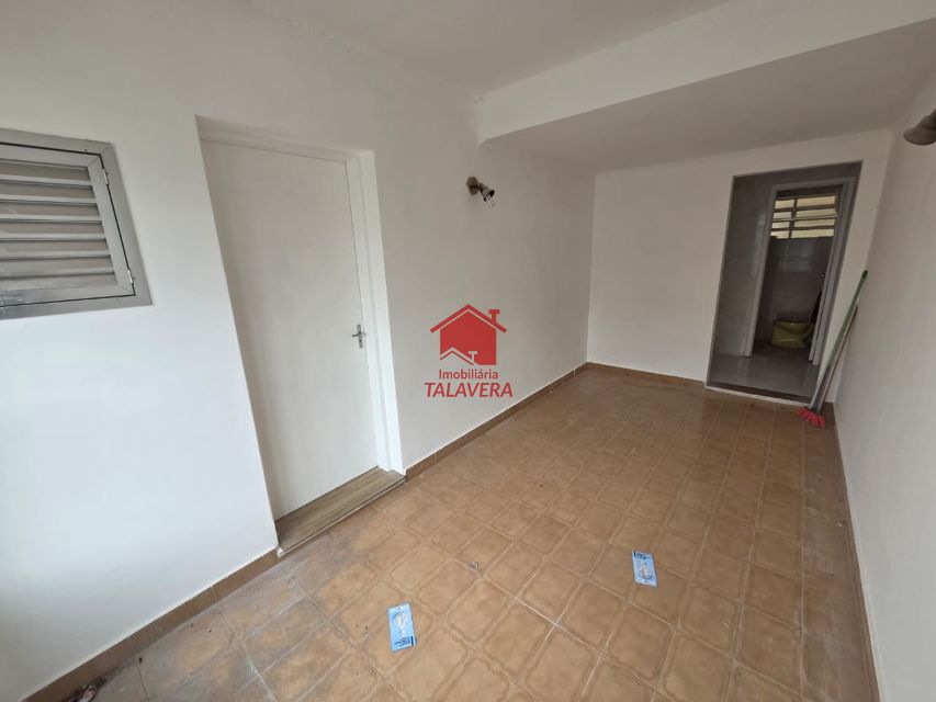 008c0271-d562-4bb1-9982-987d55edc3b0-TALAVERA CASA Ceramica 21106 Sobrado  de 116m² com 03 dormitórios, 01 sala, 01 cozinha ,01 banheiro social, 01 área de serviço,01 lavabo , 01 vaga de garagem .



Imóvel fica bem localizado .

Vamos visitar?

