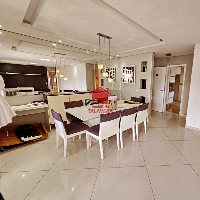 00d40259-4c20-4bee-8ea0-a888da3582e1-TALAVERA APARTAMENTO Boa Vista 18546 Apartamento de 146m²  planejado com 03 suítes, 01 sala para 02 ambientes, varanda gourmet, 01 lavabo, 01 cozinha planejada ,01 aera de serviço  , 02 vagas de garagem. Prédio com lazer completo

Imóvel fica próximo Presidente Kenedy e Parque Linear 

Vamos visitar?
