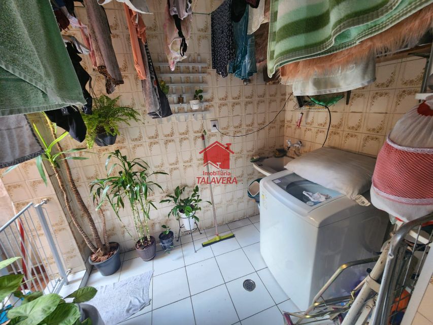 017aa76d-7a31-45b8-b879-adfabc24b863-TALAVERA APARTAMENTO Sao Jose 19137 03 dormitórios (01 suíte) - sala 02 ambientes - banheiro social - cozinha - área de serviço com quintal lateral. 