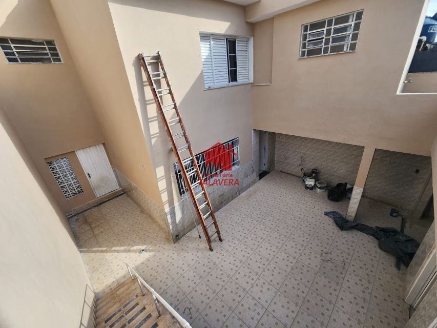 02f0b795-5124-4134-9458-0054df896af4-TALAVERA CASA Osvaldo Cruz 19432 Sobrado  de 120m² com 03 dormitórios sendo 01 suíte, 01 sala, 01 cozinha ,01 banheiro social, 01 área de serviço, 01 quintal com churrasqueira, 03 vagas de garagem .

Imóvel fica bem localizado .

Vamos visitar?
