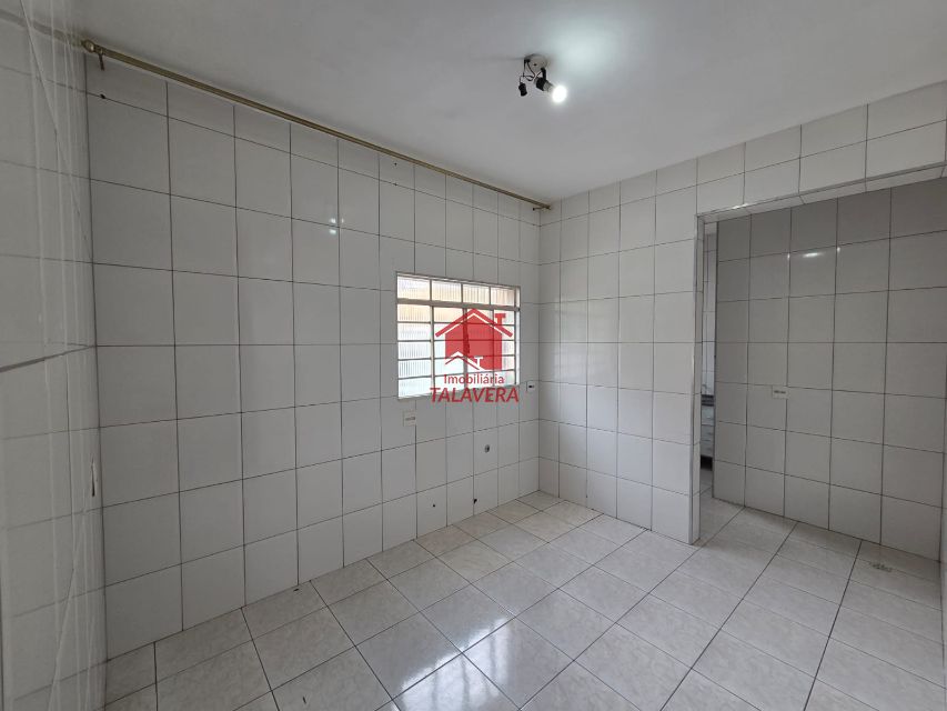 0805f93e-9c03-4d1d-af98-a8cce084b2d2-TALAVERA CASA ASSOBRADADA Santa Paula 20832 Casa Assobradada  de 90m² com 01 dormitório , 01 sala,01 cozinha ,02 banheiros ,01area de serviço.

Sem Vaga de garagem 

Imóvel fica bemlocalizado

Vamos visitar?

