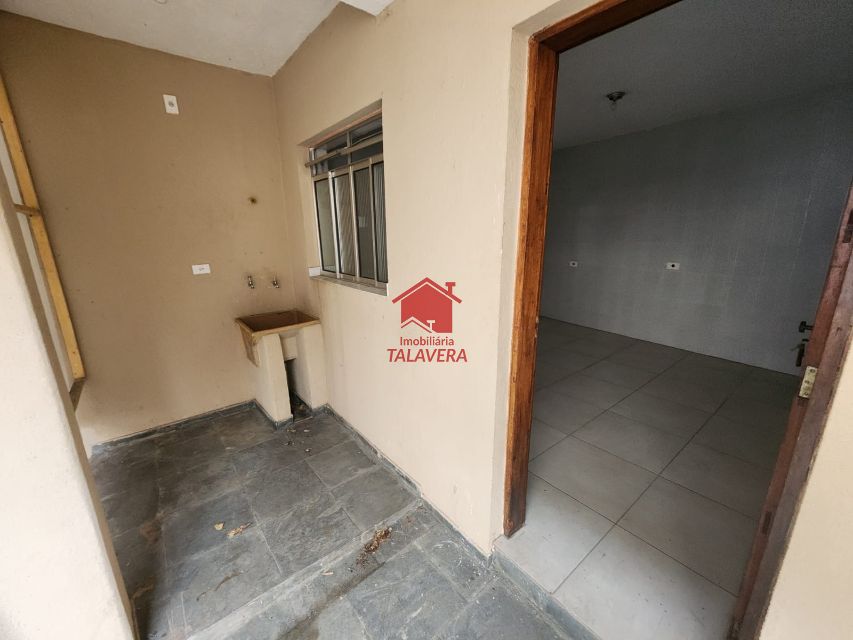 0a57e158-0e16-4b35-a67b-8c4de559011a-TALAVERA SOBRADO Palmares 19615 Duas casas no terreno

Casa da frente com 03 dormitórios, 02 banheiros, sala, cozinha ampla, área de serviço e 04 vagas.
Casa dos fundos com 02 cômodos. 

Vamos agendar uma visita?