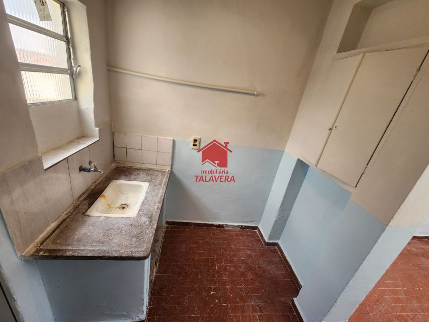 0d253908-c529-4809-bec9-10412d7b66b8-TALAVERA CASA Olimpico 19519 Casa  de 50m² com 01 dormitório,01 sala, 01 cozinha ,01 banheiro social, 01 área de serviço, 01 quintal pequeno .

Imóvel fica bem localizado .

Vamos visitar?
