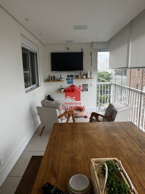 111d2eae-052b-4fc2-b7e1-cf70dbd6dd6b-TALAVERA APARTAMENTO Santa Maria 18635 Dimensões, características e localização do imóvel:

112m²
planejado - lazer completo
03 dormitórios (01 suíte) - sala ampla - varanda gourmet - 01 cozinha - 01 banheiro social - 01 área de serviço – 02 vagas - depósito.

Vamos visitar?