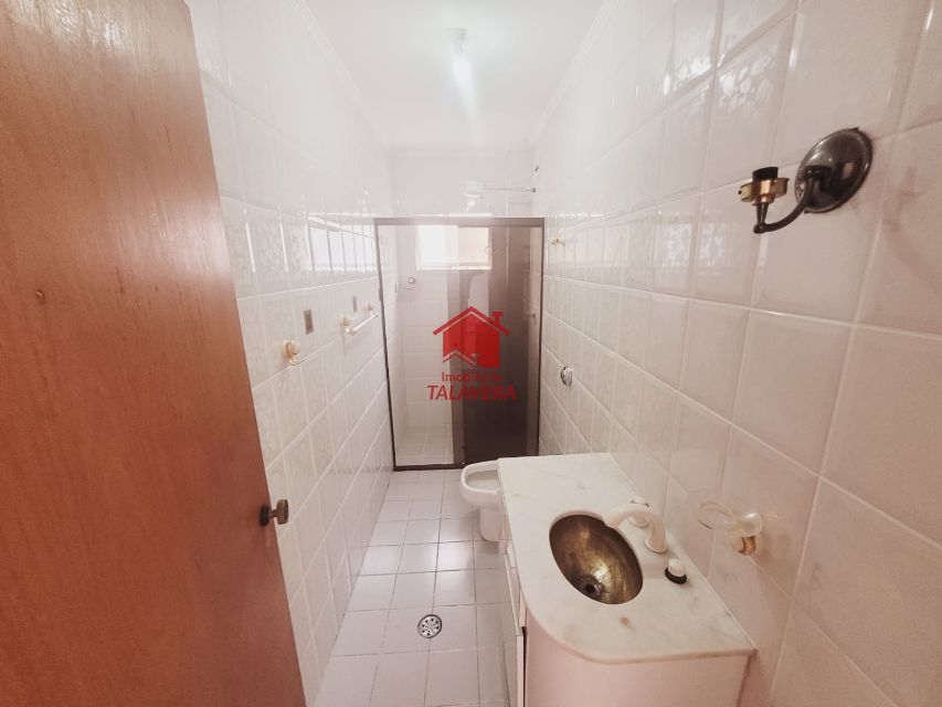 12460109-293c-45bd-89d0-36f14d48930d-TALAVERA APARTAMENTO Olimpico 17481 Dimensões, características e localização do imóvel:

96m² com 3 dormitórios (01 suíte) - sala 02 ambientes com sacada e lavabo - 01 cozinha - 01 banheiro social - 01 área de serviço – 01 vaga.

Vamos visitar?
