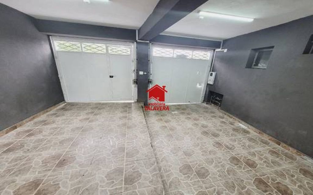 146b6982-3c24-4cb9-b568-259306df6900-TALAVERA COMERCIAL Sao Jose 16771 Ótimo Sobrado Residencial / Salão Comercial!

O imóvel encontra-se com fácil acesso ao Bar do Peixe e na frente o Parque Bosque do Povo e a poucos metros tem acesso a Comércios, Padarias e muito Mais. 

A região é ótima para você que busca praticidade, segurança e entretenimento, agende já uma visita!

Principais características:
02 Dormitórios, 01 Sala, Anti Sala / Hall entrada, 01 Cozinha c/ móveis, 02 Banheiros, 01 Área de serviço c/ quintal e 02 Vagas.

Salão com 45 m² e 02 Banheiros.


Vamos visitar?