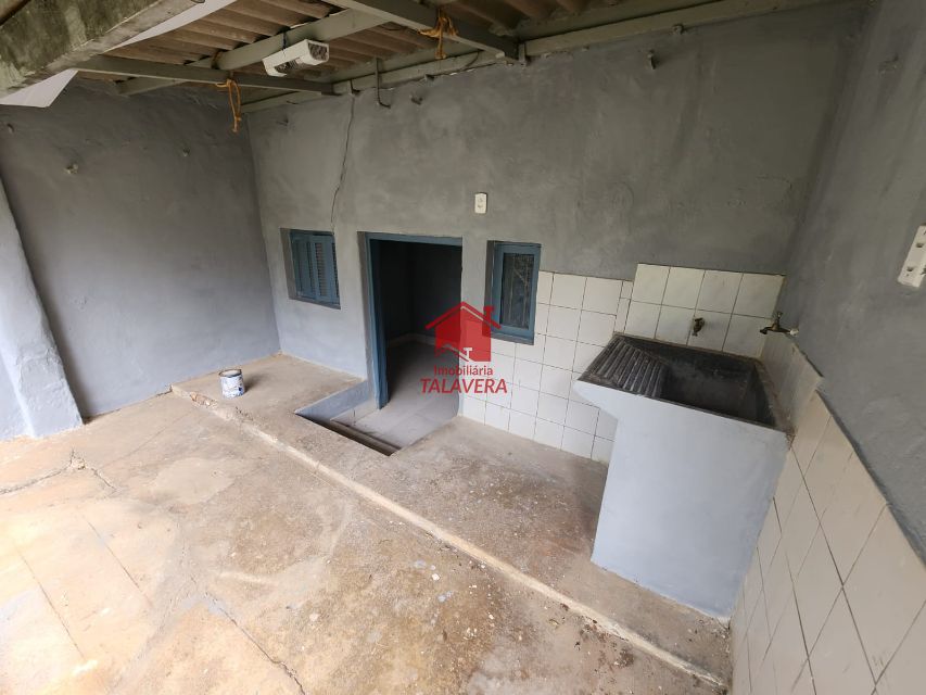 1549c121-b901-4474-a376-7a23c87eedc9-TALAVERA CASA Olimpico 19517 Casa  de 50m² com 01 dormitório,01 sala, 01 cozinha ,01 banheiro social, 01 área de serviço, 01 quintal pequeno .

Imóvel fica bem localizado .

Vamos visitar?
