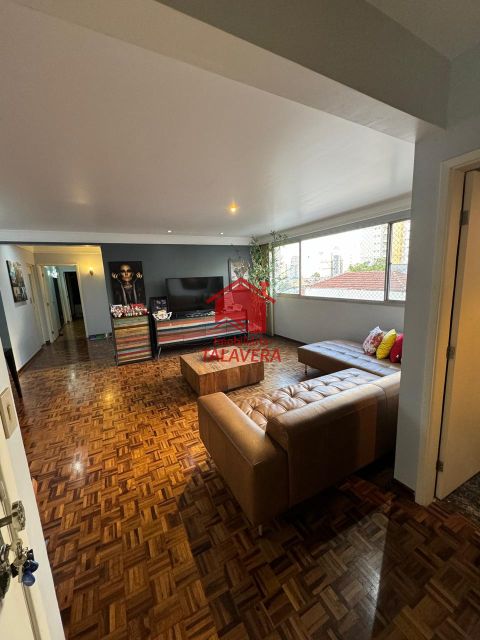 16c3f7b5-f5b1-4225-8b9e-828067f1f108-TALAVERA APARTAMENTO Santa Paula 17824 Edifício Maranhão
180m²
armários planejados na cozinha e dormitórios
04 dormitórios (01 suíte)
02 banheiros
lavabo
02 vagas
Prédio com piscina e salão de festas

860 mil 
2.150,00 condomínio/média mês
3.000,00 IPTU/ano

Vamos agendar uma visita?
